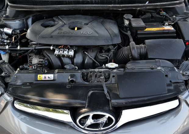 Hyundai Elantra 2014 — լուսանկար 12