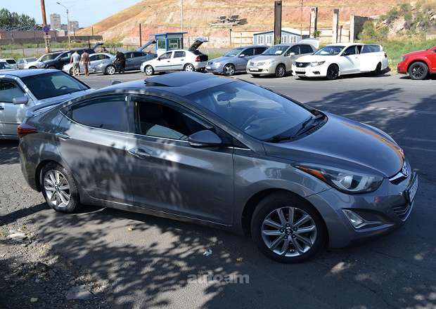 Hyundai Elantra 2014 — լուսանկար 4