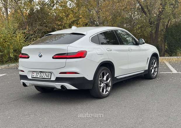 BMW X4 2021 — լուսանկար 6
