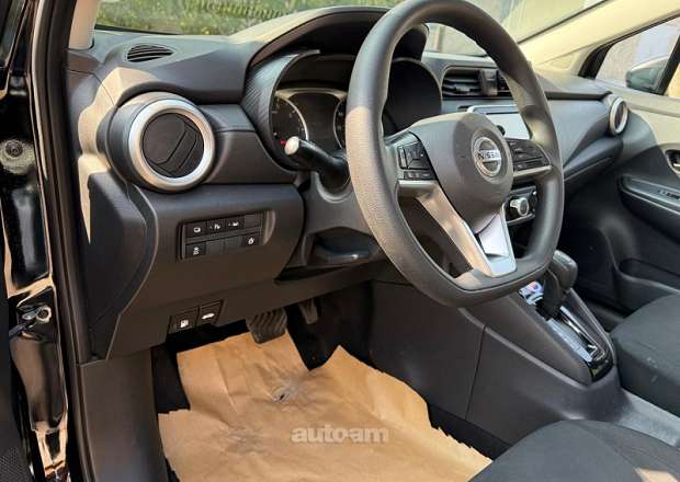Nissan Versa 2021 — լուսանկար 12