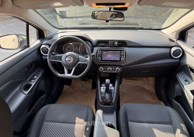 Nissan Versa 2021 — լուսանկար 11