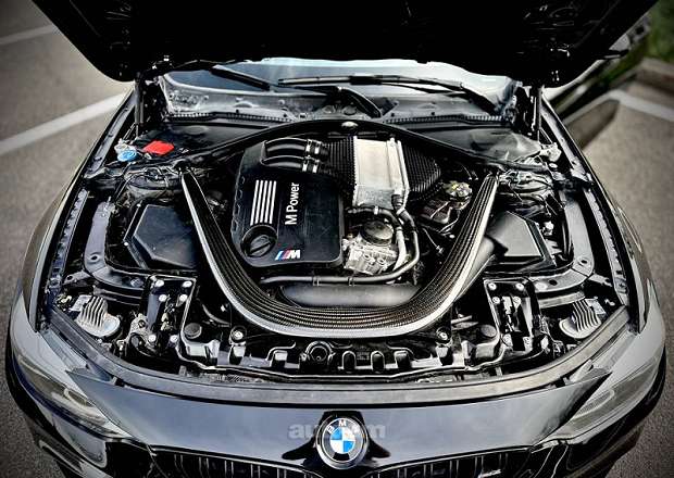 BMW M4 2018 — photo 6