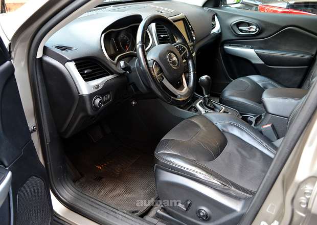 Jeep Cherokee 2017 — photo 9