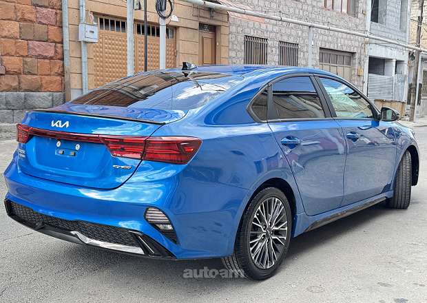 Kia Forte 2022 — լուսանկար 5