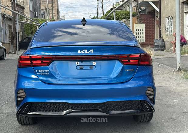 Kia Forte 2022 — լուսանկար 7