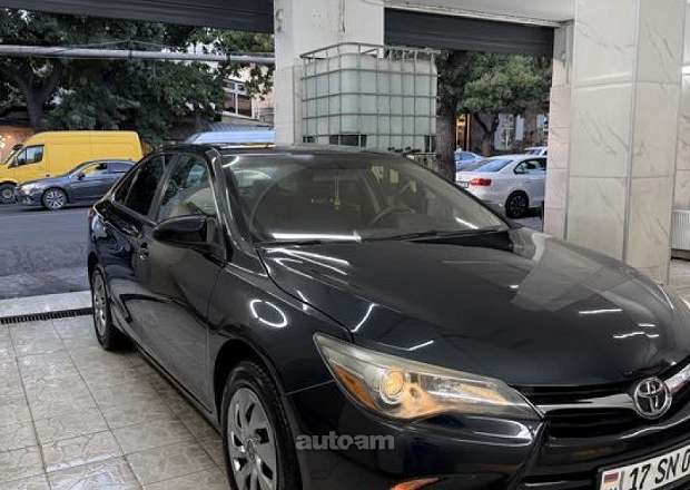 Toyota Camry 2016 — photo 1