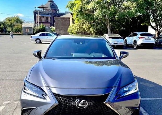 Lexus ES 350 2022 — լուսանկար 1