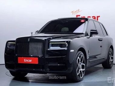 Rolls Royce Cullinan  2019 