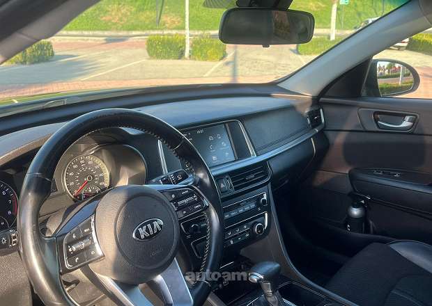 Kia Optima 2019 — լուսանկար 9