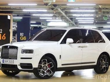 Rolls Royce Cullinan  2023 