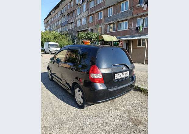 Honda Fit 2004 — լուսանկար 3