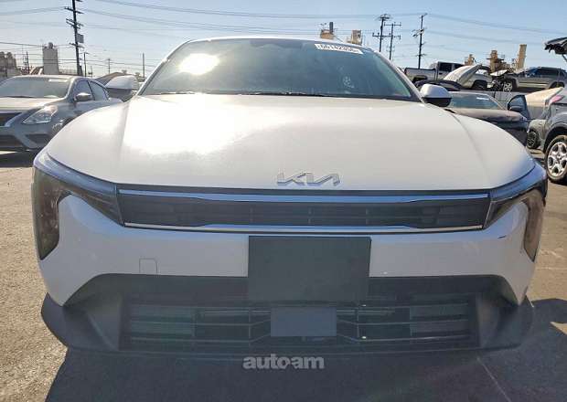 Kia K4
