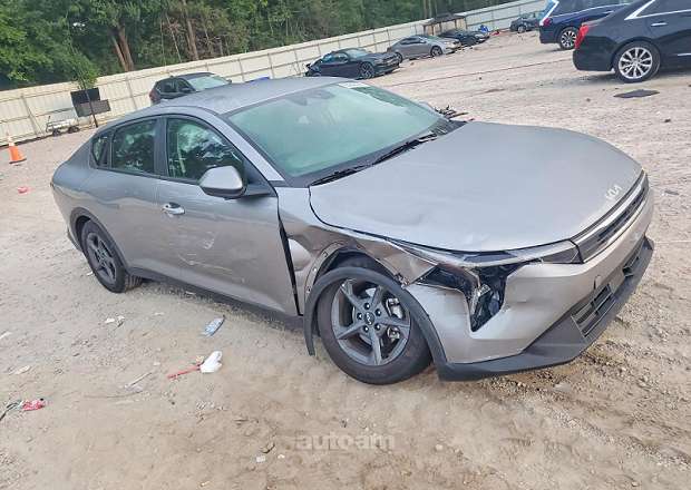 Kia K4