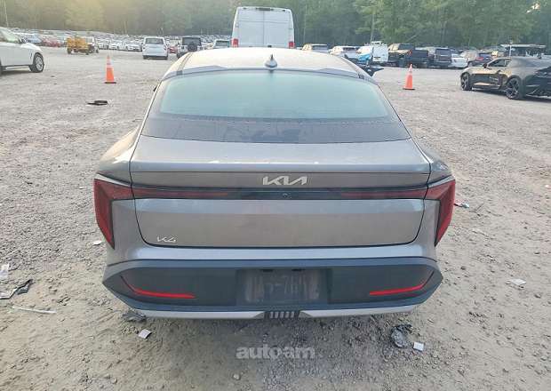 Kia K4