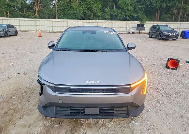 Kia K4