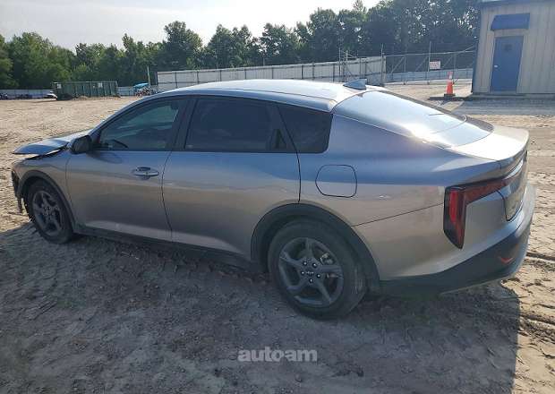 Kia K4