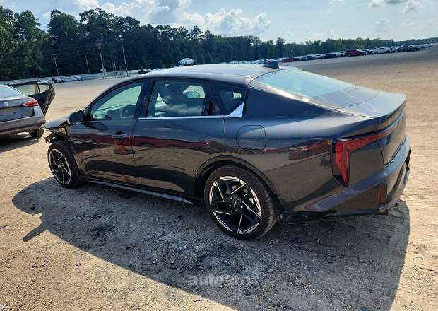 Kia K4