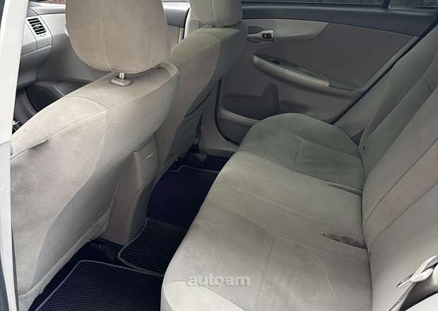 Toyota Corolla 2011 — լուսանկար 7