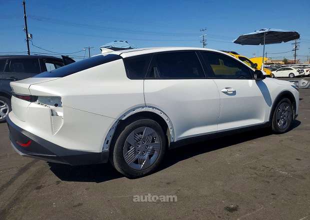 Kia K4