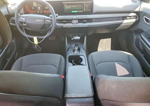 Kia K4