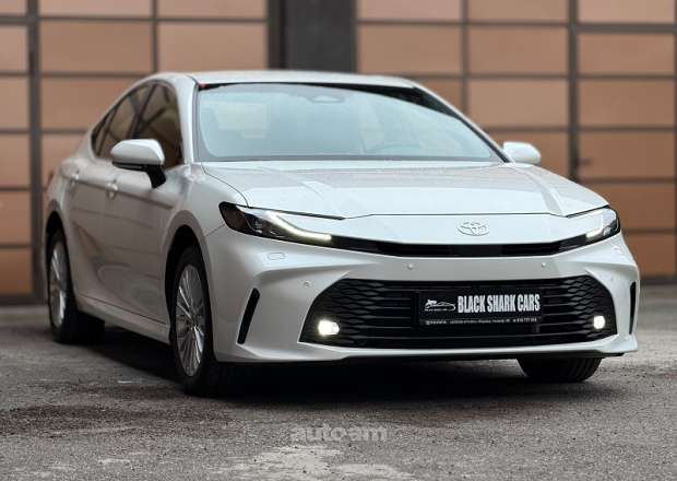 Toyota Camry 2025 — լուսանկար 4