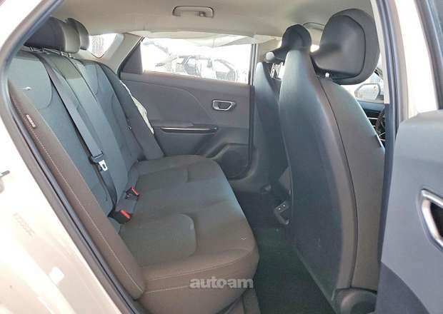 Kia K4