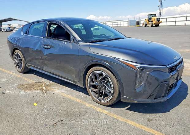 Kia K4