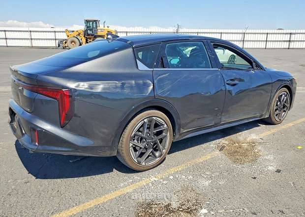 Kia K4