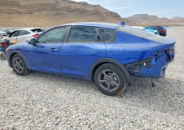 Kia K4