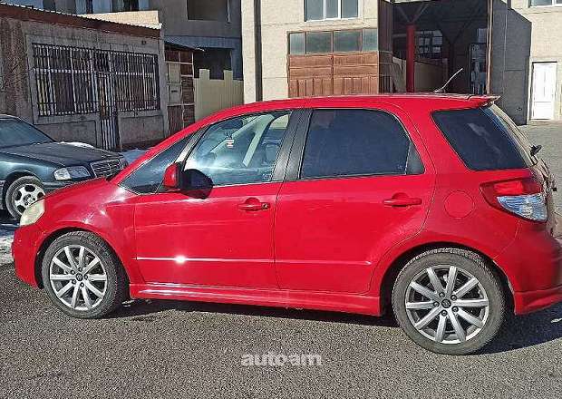 Suzuki SX 4 2011 — լուսանկար 4