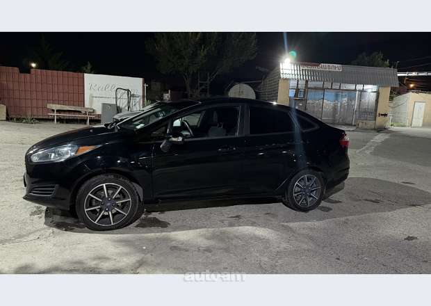 Ford Fiesta 2018 — լուսանկար 8