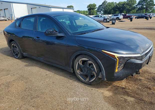Kia K4