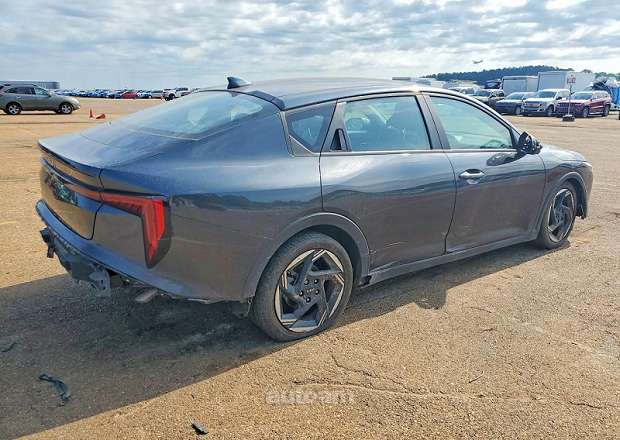 Kia K4