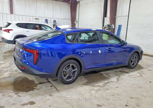 Kia K4