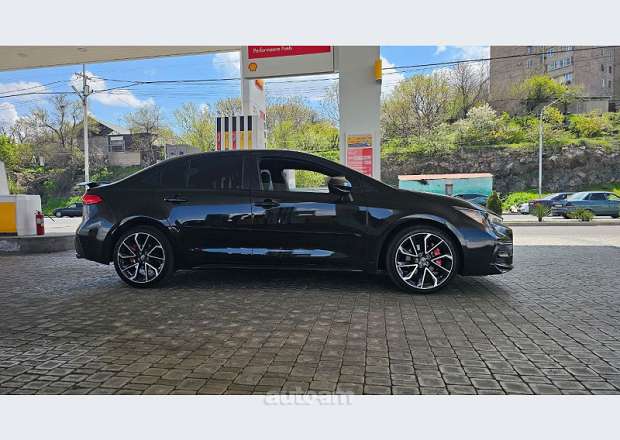 Toyota Corolla 2020 — լուսանկար 7