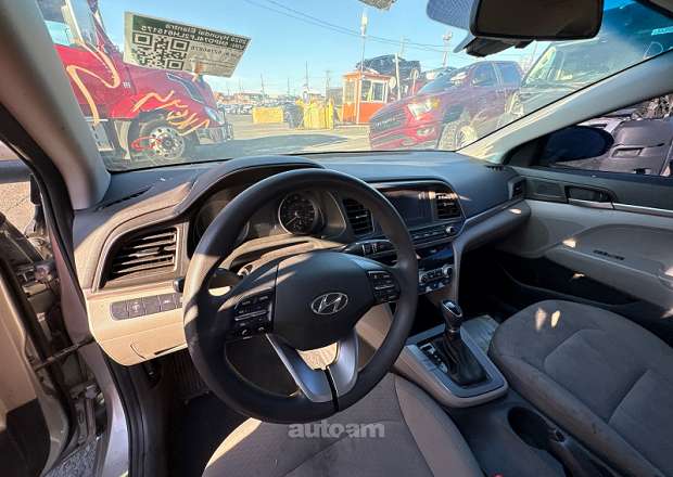 Hyundai Elantra 2020 — фото 11