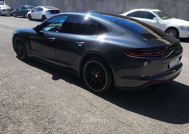 Porsche Panamera 2018 — photo 5