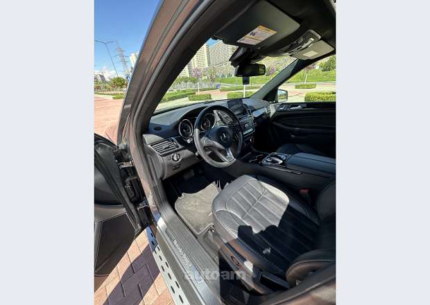 Mercedes-Benz GLS 450 2019 — լուսանկար 14