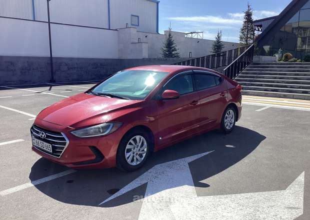 Hyundai Elantra 2017 — photo 2