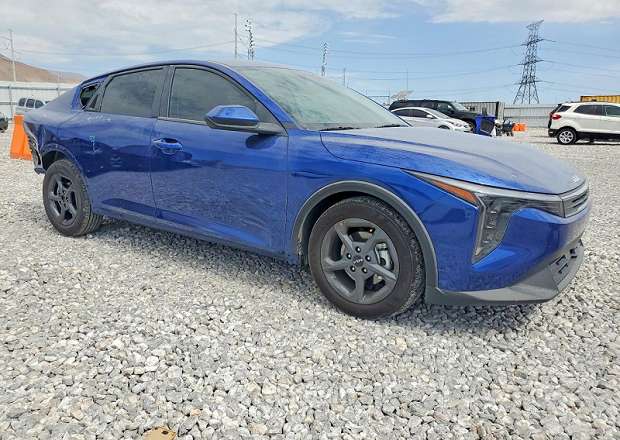 Kia K4