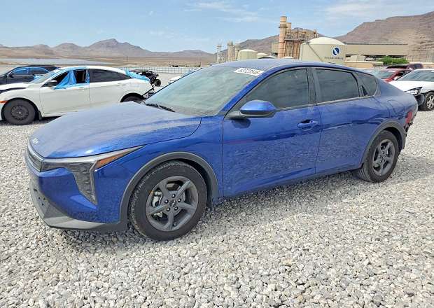Kia K4