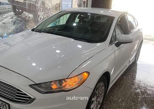 Ford Fusion 2018 — photo 1