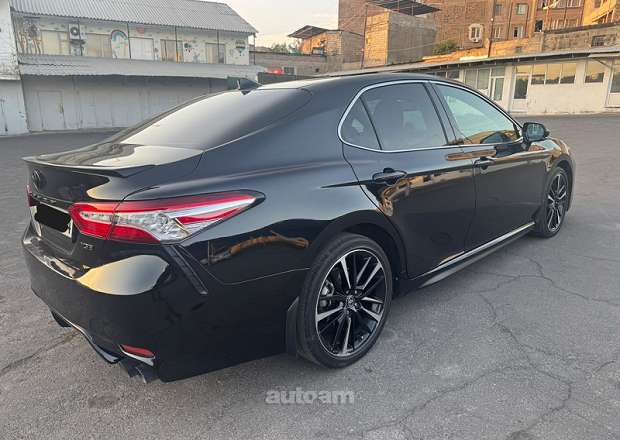 Toyota Camry 2020 — լուսանկար 6