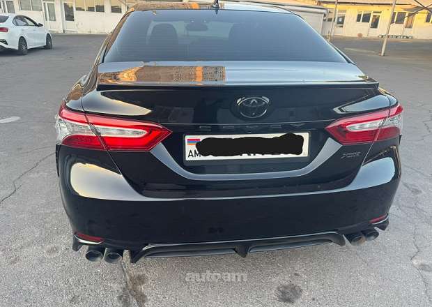 Toyota Camry 2020 — լուսանկար 4