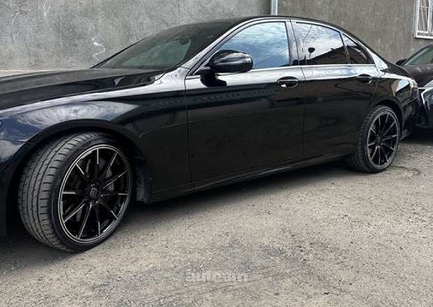 Mercedes-Benz E 350