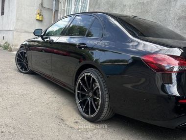Mercedes-Benz E 350  2021 