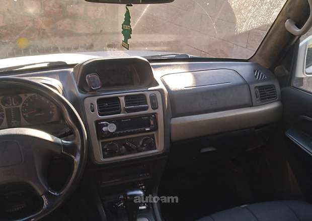 Mitsubishi Pajero 2000 — լուսանկար 6