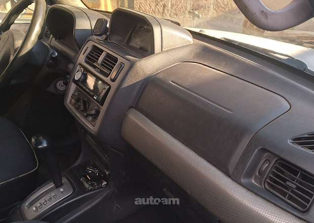 Mitsubishi Pajero 2000 — լուսանկար 9