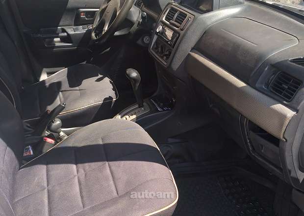 Mitsubishi Pajero 2000 — photo 6