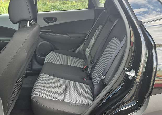 Hyundai Kona 2020 — լուսանկար 13